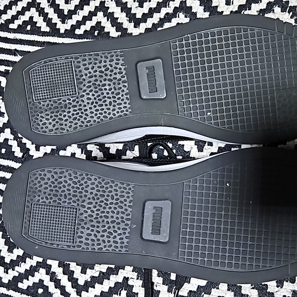 PUMA Platform Carina Sneakers - Picture 5 of 6